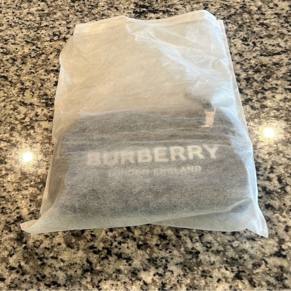 Authentic Burberry Nylon Logo Belt Bum Bag - Picture 6 of 16